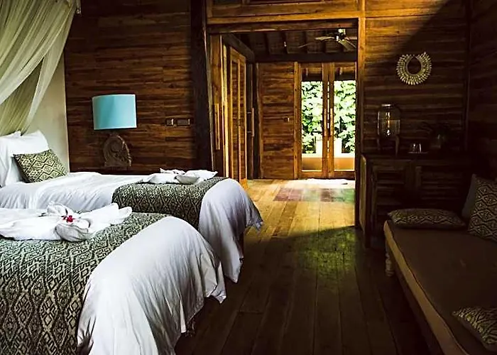 Desa Saya Eco Luxury & 4* バリ島